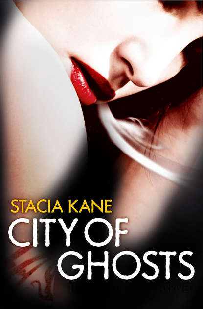 Stacia Kane - City of Ghosts