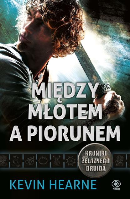 

Między młotem a piorunem